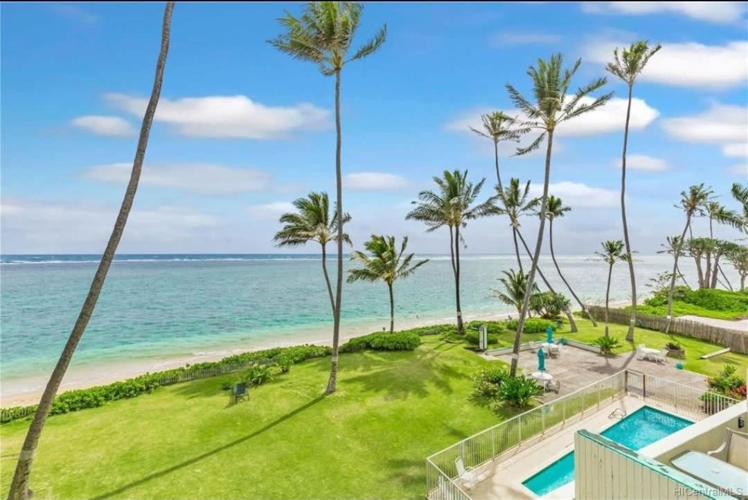 Beachfront Condo With Amazing Views Hau'ula Esterno foto