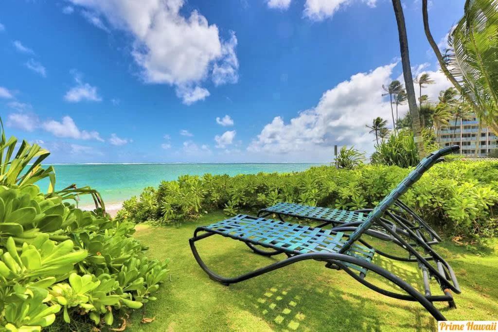 Beachfront Condo With Amazing Views Hau'ula Esterno foto