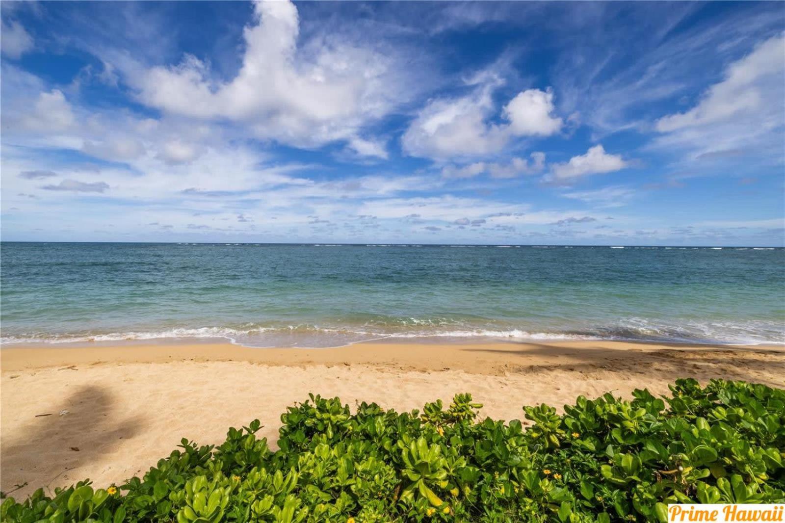 Beachfront Condo With Amazing Views Hau'ula Esterno foto