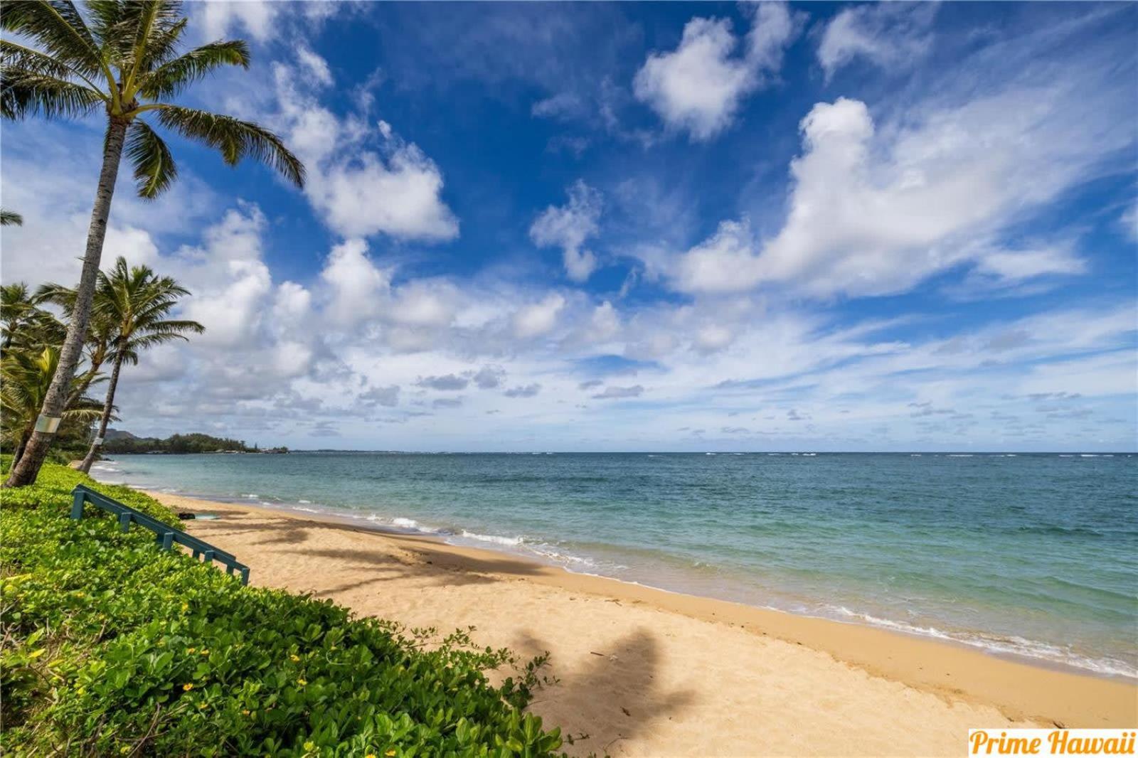 Beachfront Condo With Amazing Views Hau'ula Esterno foto